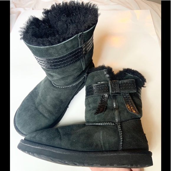 UGG Shoes - UGG Boots size 9.5